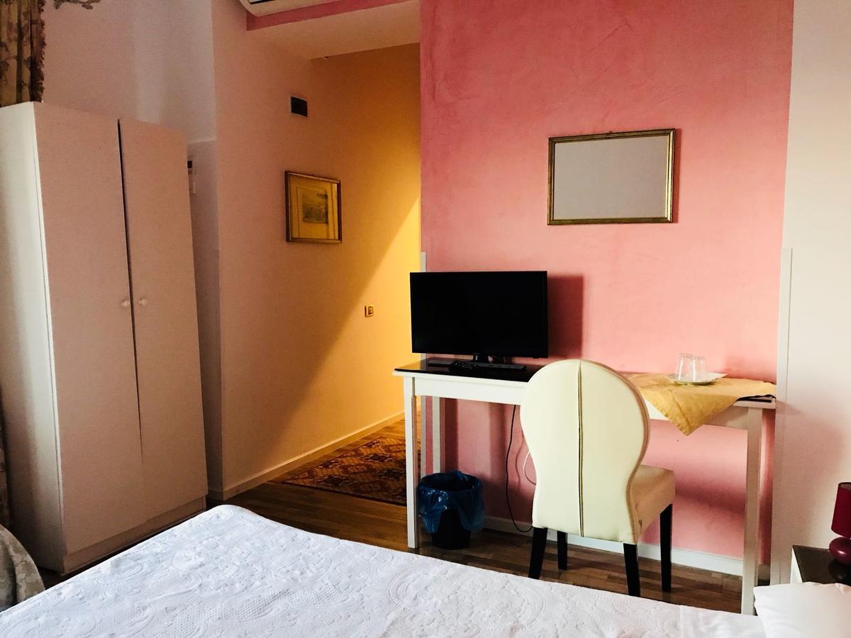 Vila Flavia B&B Констанца Екстериор снимка