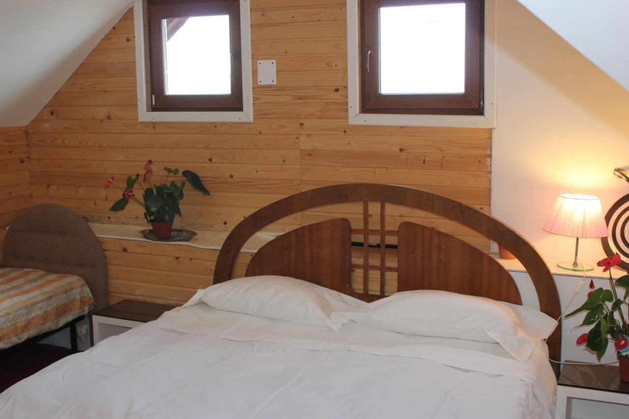 Vila Flavia B&B Констанца Екстериор снимка